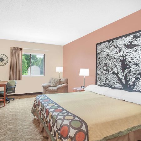 Super 8 By Wyndham Central City Luaran gambar