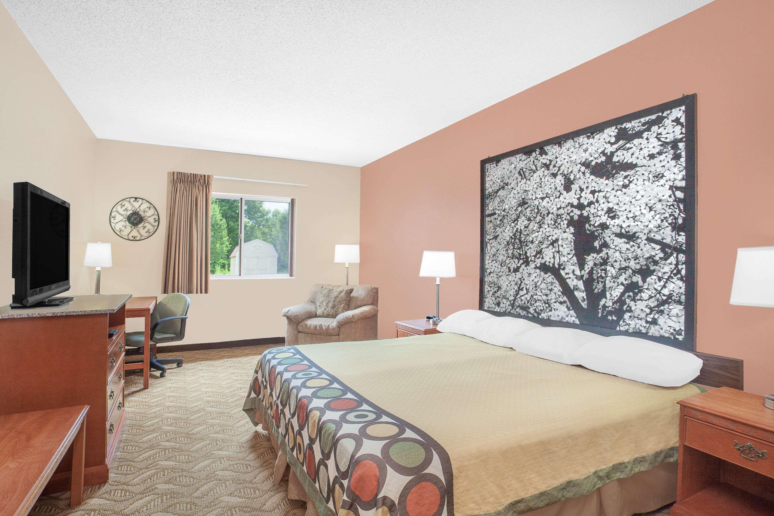 Super 8 By Wyndham Central City Luaran gambar